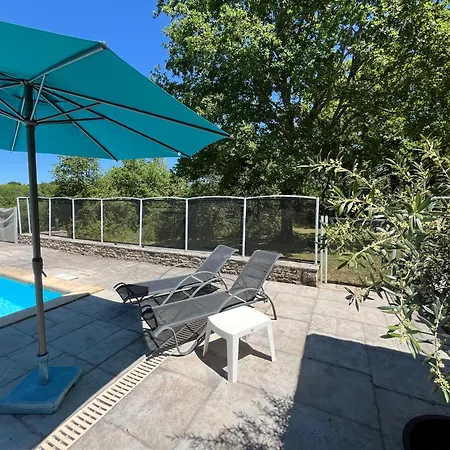 Domainerossignol Lavande Couette-café Gourdon